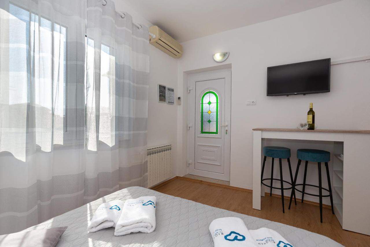 Apartments Tolic Biograd Na Moru Dış mekan fotoğraf
